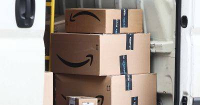 Amazon offers term-time contracts to staff at huge Manchester warehouse after 'listening to employees' - www.manchestereveningnews.co.uk - Britain - Manchester