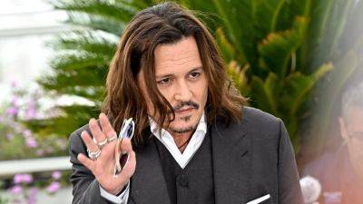 Johnny Depp Postpones Hollywood Vampires Tour After Fracturing Ankle - www.etonline.com - county Hall - state Massachusets - New York - state New Hampshire - area Bethel
