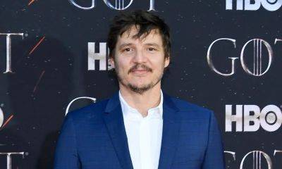 Pedro Pascal reveals he got an infection from fans taking selfies with their fingers in his eyes - us.hola.com - New York - Chile