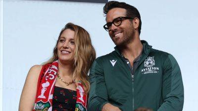 Blake Lively's Photo of Ryan Reynolds' Muscles Comes With a Warning: 'Extra Spicy' - www.etonline.com - New York - New York - Taylor - county Swift - county Bond