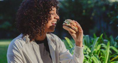 Fan favourite menu item McFeast Burger returns to McDonalds. - www.newidea.com.au - Australia