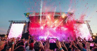 Win a pair of tickets to Isle of Wight Festival 2023 - www.officialcharts.com - county Isle Of Wight