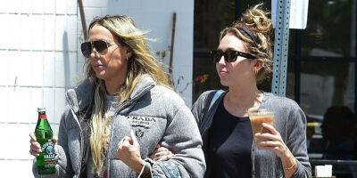 Miley Cyrus Celebrates Mom Tish's Engagement With a Lunch Date - www.justjared.com - Los Angeles
