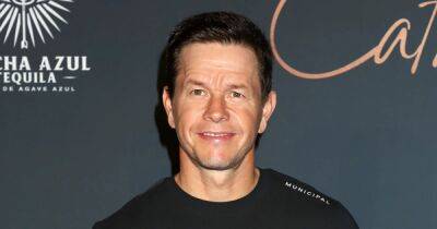 Mark Wahlberg Encourages ‘Old-Fashioned’ Exercise and Eating Healthy Over Weight Loss Drugs: ‘To Each His Own’ - www.usmagazine.com - Las Vegas - city Durham, county Rhea - county Rhea