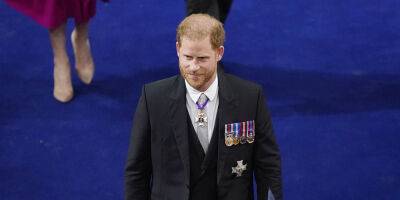 Lip Reader Reveals What Prince Harry Said When He Walked Inside Coronation Ceremony - www.justjared.com - London