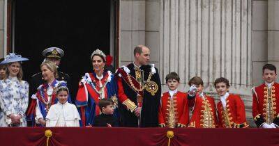 Adorable moment between brothers George and Louis on the balcony - www.ok.co.uk - county Buckingham - Charlotte - county King And Queen