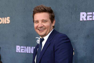 Jeremy Renner Shares Inspiring Video Of Walking As He Recovers From Accident: ‘One Step At A Time’ - etcanada.com - county Washoe