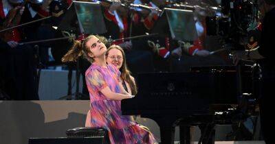 BBC viewers in tears as blind pianist Lucy wows with Coronation performance - www.ok.co.uk - Britain - China - county King And Queen