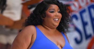 Lizzo says extent of online hate over her body makes her want to quit fame - www.ok.co.uk