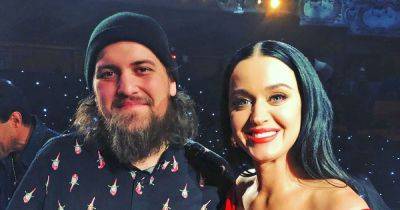 ‘American Idol’ Season 21 Finalist Oliver Steele Defends Katy Perry Amid Bullying Claims: She Doesn’t ‘Shame People’ - www.usmagazine.com - USA - Tennessee