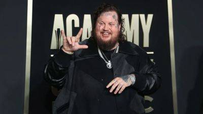 Jelly Roll Opens Up About Becoming a Father While in Prison and How Daughter Bailee Inspired His New Album - www.etonline.com - Nashville