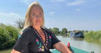 This Morning's Josie Gibson branded 'beautiful' as she enjoys the soaring heat on a boat - www.ok.co.uk