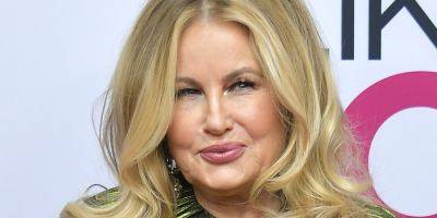 Jennifer Coolidge Addresses Whether She Would Ever Have Kids, Why She Almost Turned Down 'The White Lotus,' Her Unexpected Male Roomie in the '00s & The Type of Man She Dates - www.justjared.com - Britain