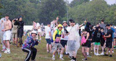 The moment a thunder storm struck Heaton Park as all music halted - www.manchestereveningnews.co.uk - Manchester