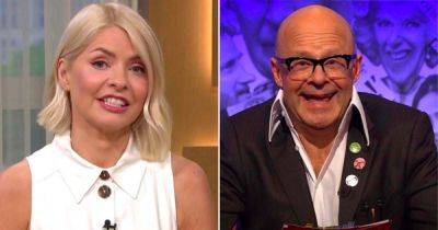 Holly Willoughby mocked by Harry Hill as 'This Morning' speech ripped apart on BBC show - www.dailyrecord.co.uk