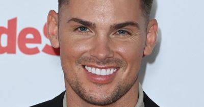 Hollyoaks' Ste actor Kieron Richardson reveals cosmetic treatment with before-and-after pics - www.ok.co.uk