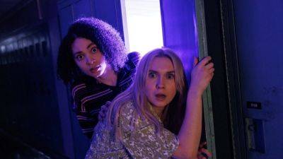 Teen Comedy Series ‘Davey & Jonesie’s Locker’ Set With Veronika Slowikowska, Jaelynn Thora Brooks (EXCLUSIVE) - variety.com - Australia - New Zealand - Canada