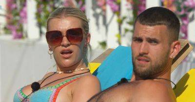 Love Island viewers call for Zachariah to be dumped from villa over Catherine gesture - www.ok.co.uk