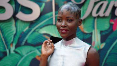 Lupita Nyong'o's Metallic Breastplate for 2023 Tony Awards Was Molded From Her Body - www.etonline.com - Pakistan