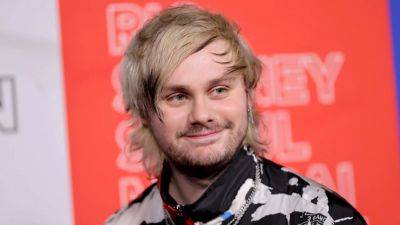 5 Seconds of Summer's Michael Clifford and Wife Crystal Leigh Expecting Their First Child - www.etonline.com