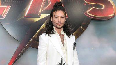 Ezra Miller Walks Red Carpet At ‘The Flash’ Premiere In First Hollywood Appearance Since Legal Issues; Thanks DC Bosses For “Grace, Discernment & Care” - deadline.com - Hollywood - Hawaii - state Vermont