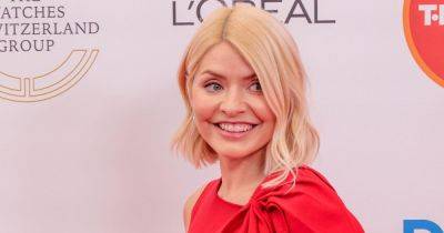 Holly Willoughby's open letter to fans as she pays tribute to children after Phil fallout - www.ok.co.uk