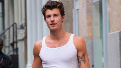 Shawn Mendes Admits He's in a 'Very Confused Place' Ahead of 25th Birthday - www.etonline.com - USA - New York