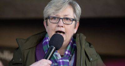 Tweets threatening SNP MP Joanna Cherry being probed by Met Police - www.dailyrecord.co.uk - Beyond
