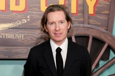 Wes Anderson’s New Netflix Film Is a ’37-Minute Movie,’ Director Says: ‘I Really Want My Movies to Be Shown’ in Theaters Over Streaming - variety.com - Beyond