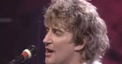 Rod Stewart shares 90s throwback clip to celebrate live album which brought Maggie May classic - www.dailyrecord.co.uk - Britain