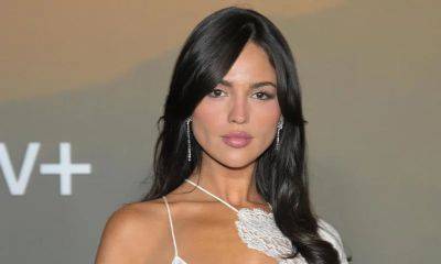 Eiza González talks about the pressures of growing up as a Mexican teen idol - us.hola.com - New Zealand - Hollywood - Mexico