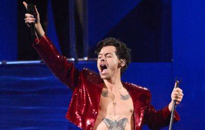 Harry Styles fan names baby after tour at gender reveal at Wembley gig - www.nme.com