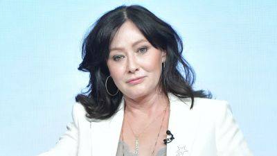 Shannen Doherty Shares Footage From Before Her Brain Surgery: 'This Is What Cancer Can Look Like' - www.etonline.com