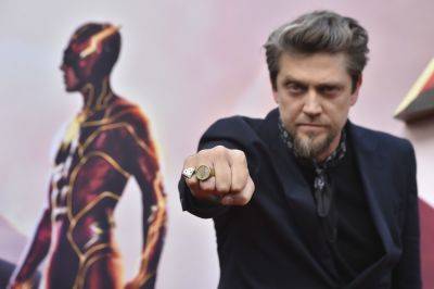 ‘Flash’ Director Andy Muschietti Tapped To Helm New ‘Batman’ Movie ‘The Brave And The Bold’ - etcanada.com - county Miller