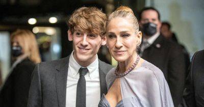 Sarah Jessica Parker’s 20-Year-Old Son James Reveals Why It ‘Felt Weird’ to Watch His Mom in ‘And Just Like That’ - www.usmagazine.com
