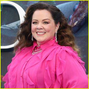 Melissa McCarthy Reveals a Serious Drawback to Filming 'Gilmore Girls,' Speculates on Where Her Character is Now - www.justjared.com - California - state Connecticut - city Burbank - parish St. James