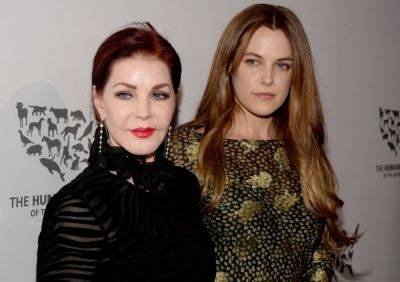 Priscilla Presley Posts New Pic With Riley Keough And Twin Granddaughters After Trust Battle - etcanada.com