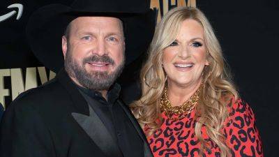 Garth Brooks ‘declined’ Trisha Yearwood offer to officially take his last name: 'Tradition doesn't count here' - www.foxnews.com - USA - city Sandy - county Love