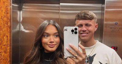 Louis Tomlinson's sister Phoebe, 19, expecting first child with footballer boyfriend, 26 - www.ok.co.uk