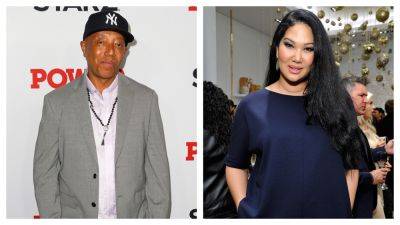 Kimora Lee Simmons and Daughter Aoki Break Down in Tears Over Russell Simmons' Alleged Abusive Behavior - www.etonline.com