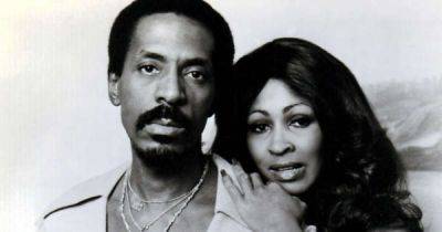 Tina Turner’s backing singer reveals how icon covered up marks from Ike Turner’s beatings - www.msn.com - Germany - Switzerland