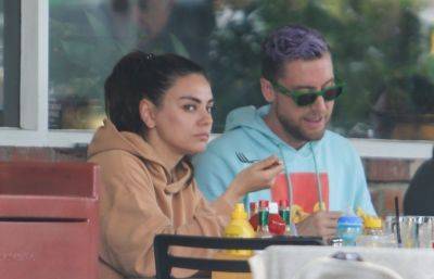Mila Kunis Spotted Having Breakfast with Lance Bass & His Family! - www.justjared.com - Hawaii - Beverly Hills