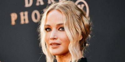 Jennifer Lawrence Reveals the 'Mind Trick' She Uses When She's Recognized in Public, Explains One Big Negative About Being Famous, If She's Thinking About Quitting Acting, & More - www.justjared.com
