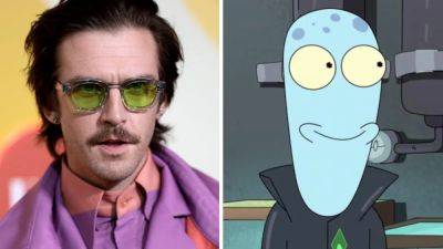 Dan Stevens to Replace Justin Roiland in ‘Solar Opposites’ – Hear the New Voice of Korvo (Video) - thewrap.com - New York - Beyond