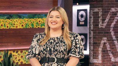 Kelly Clarkson says she was 'blindsided' by 'toxic' work environment allegations on her talk show - www.foxnews.com - New York - Los Angeles