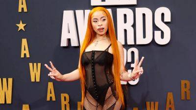 Ice Spice Makes a See-Through Style Statement at the 2023 BET Awards - www.etonline.com - New York - Los Angeles