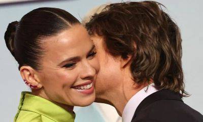 Tom Cruise and Hayley Atwell look too cute in Dubai at the Mission Impossible premiere - us.hola.com - USA - county Holmes - Dubai