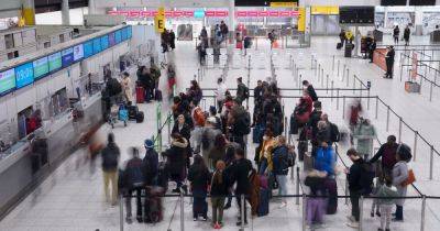 Plans for more passengers to claim flight delay compensation scrapped - www.manchestereveningnews.co.uk - Britain - Eu