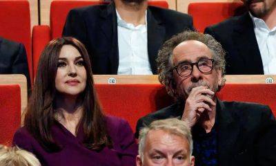 Monica Bellucci and Tim Burton confirm their blossoming romance - us.hola.com - France - Italy - county Lyon