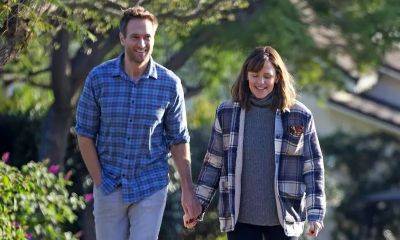 Are Jennifer Garner and boyfriend John Miller moving in together? - us.hola.com